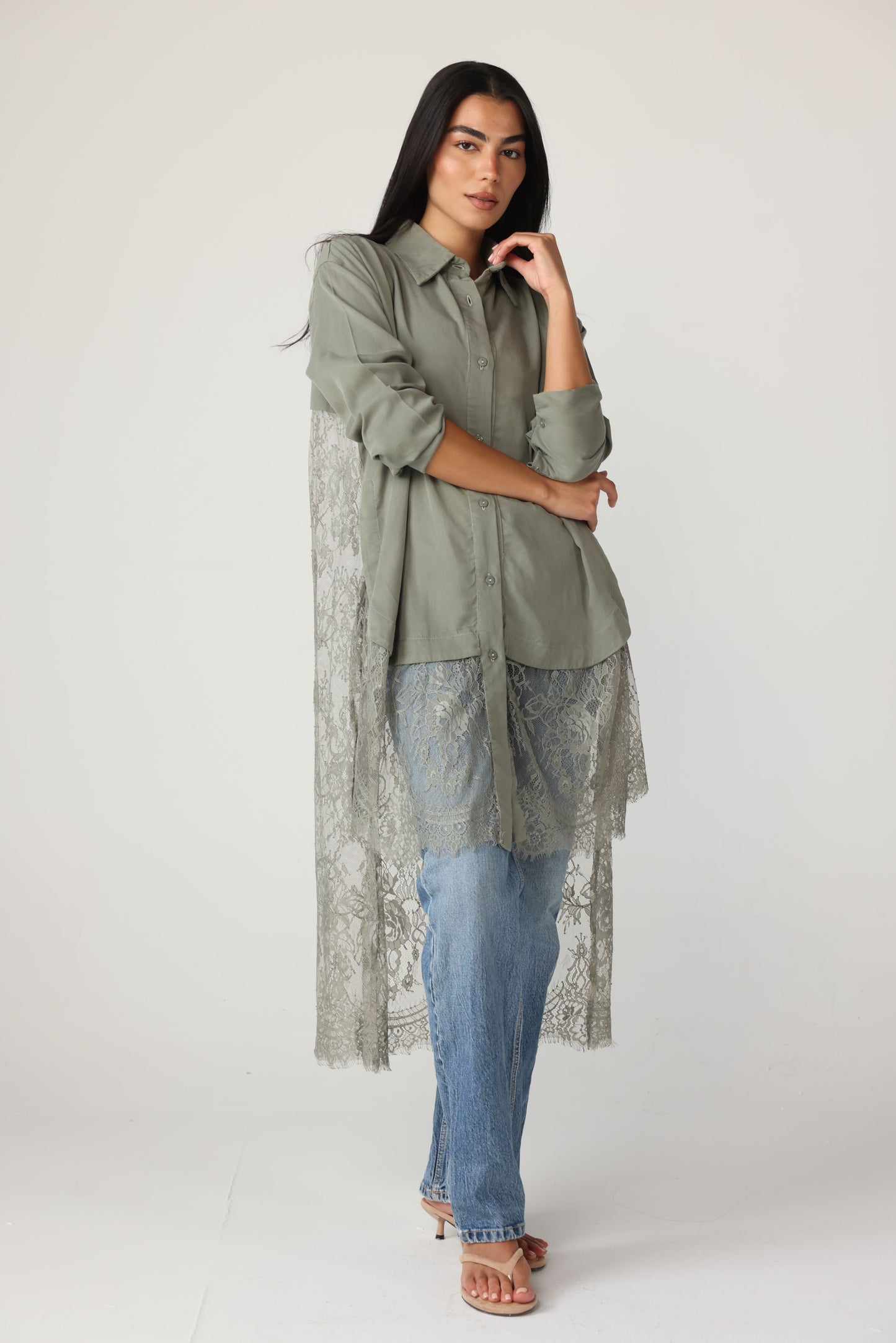 VERA - Long Lace Shirt (Sage Green)