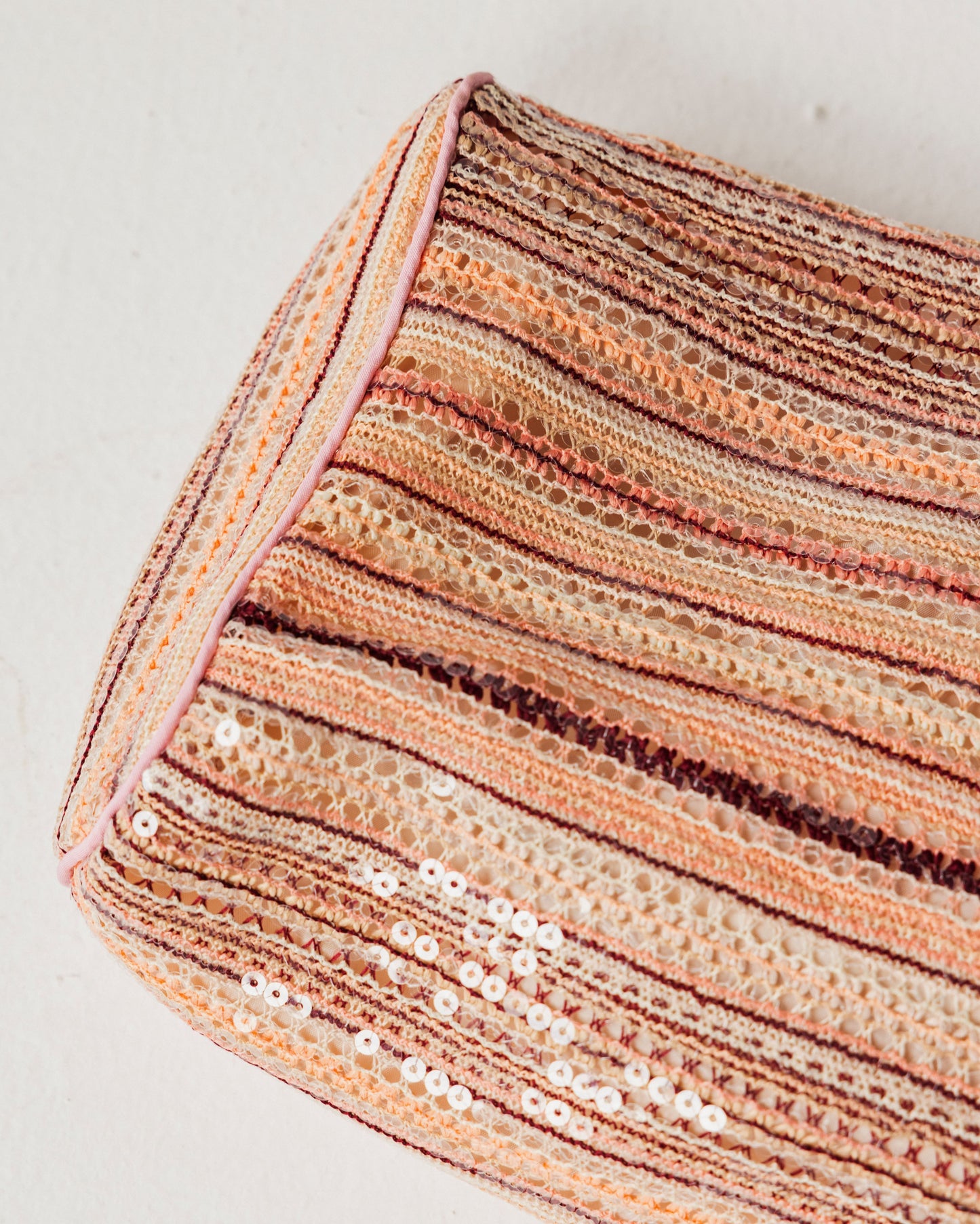 JOYA - Crochet sequin pouch