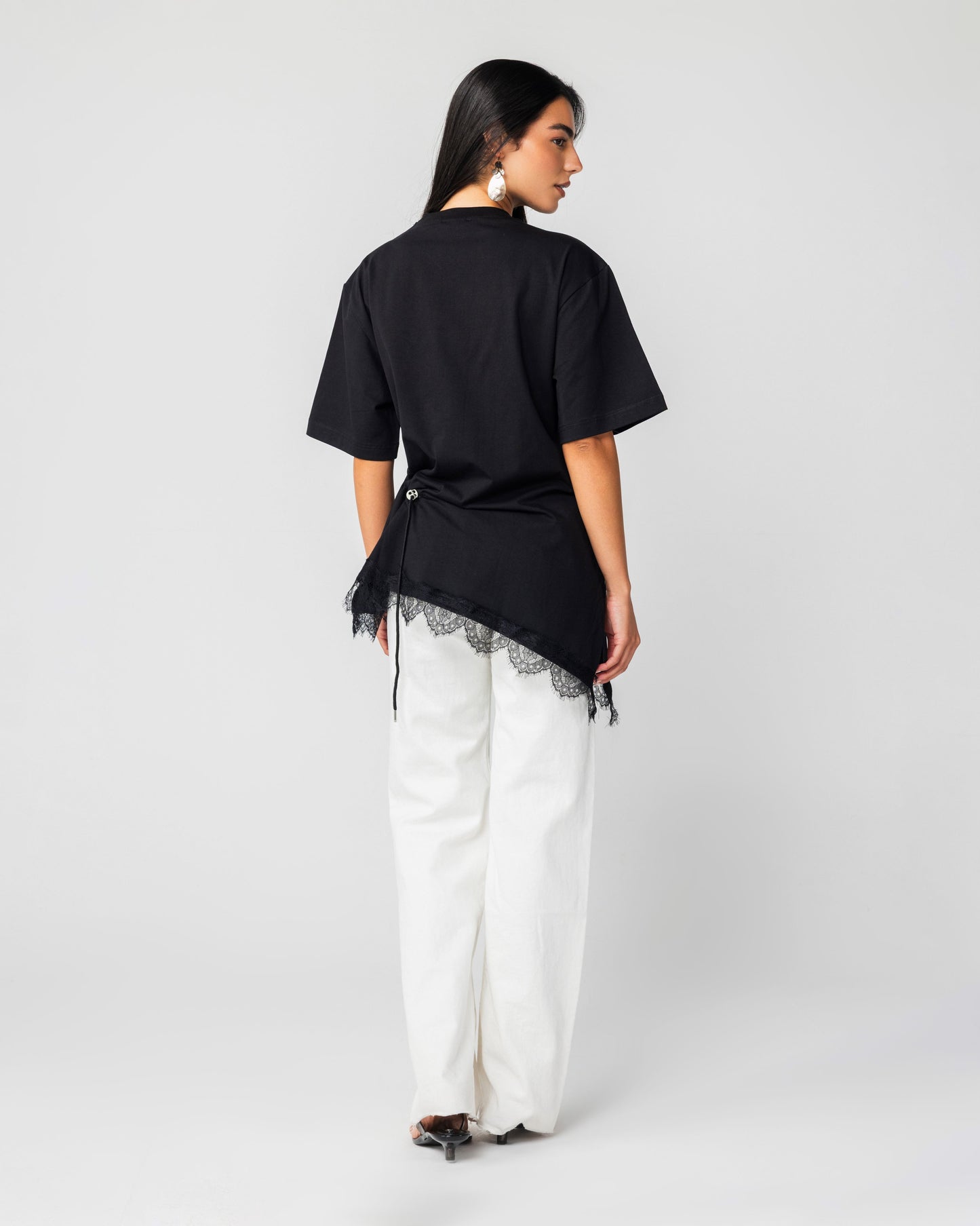 ALMA - Black Asymmetric T-shirt