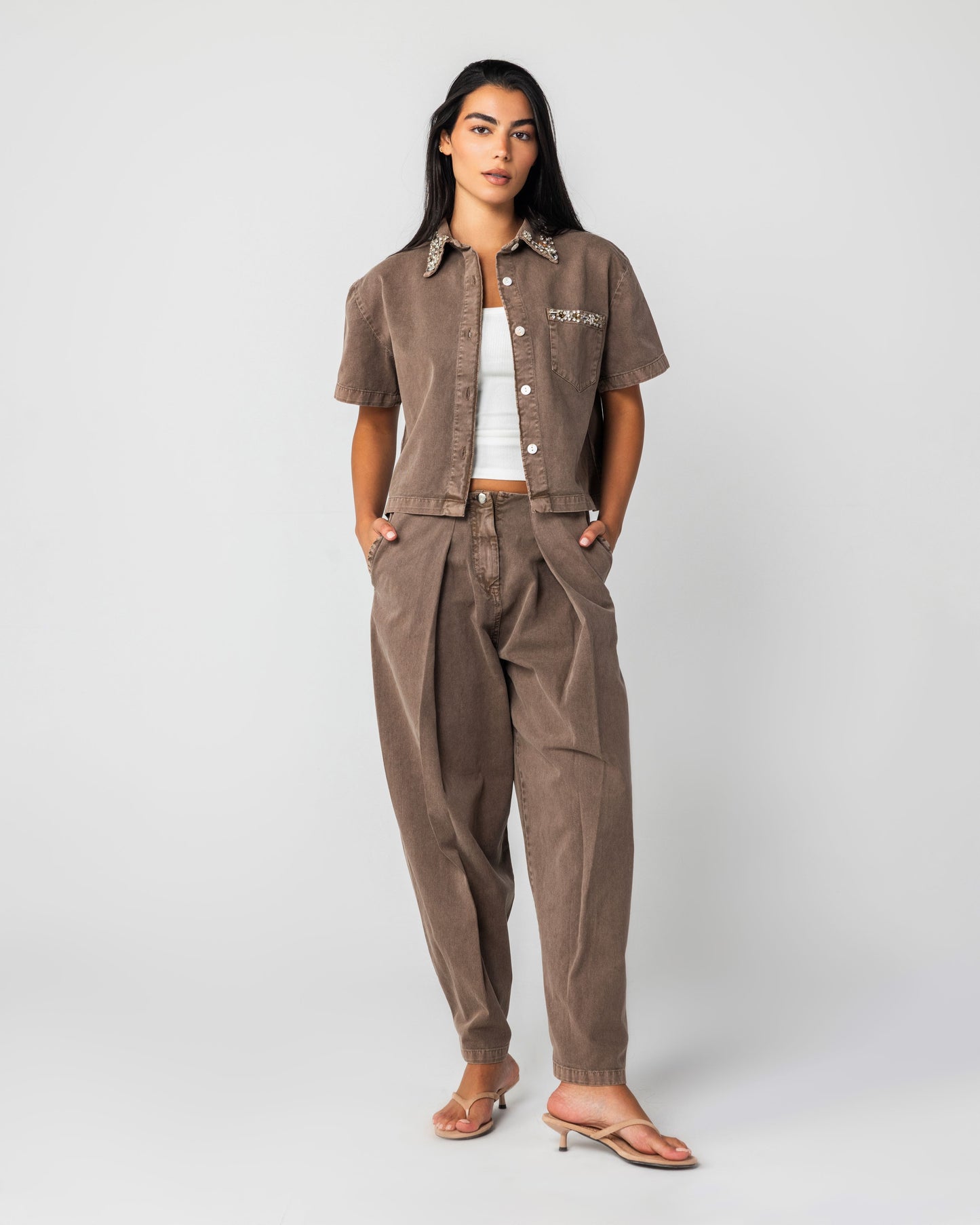 NOMAD - Cropped Wide leg Pleated Pants