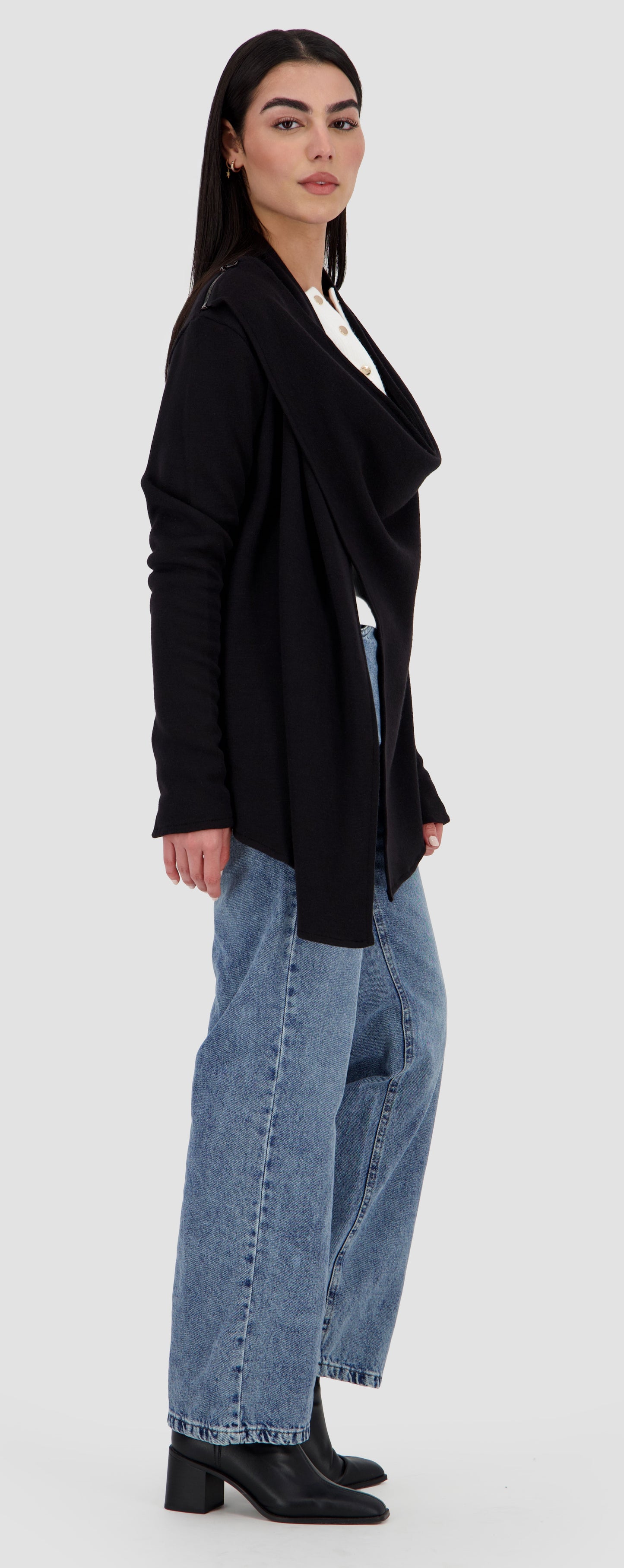 CAMIE - Asymmetric Cardigan